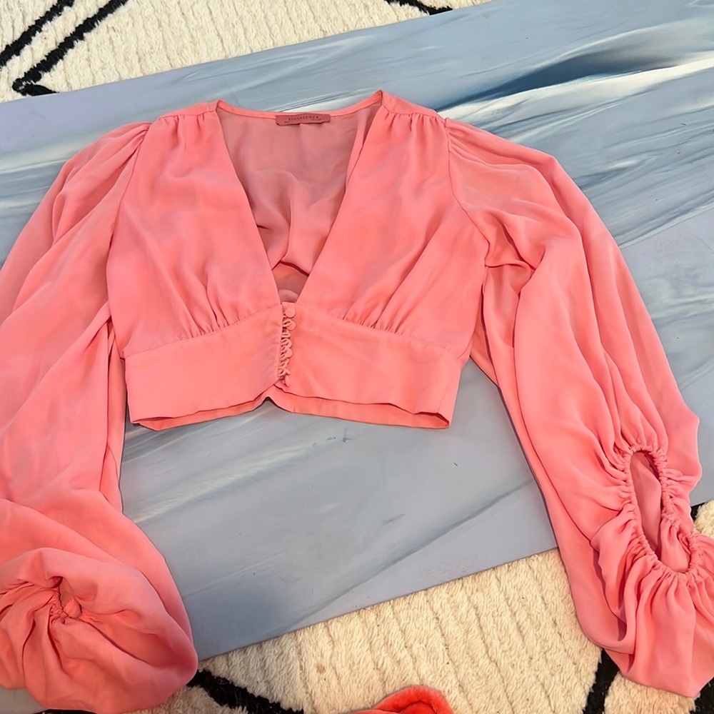 Light pink cropped blouse